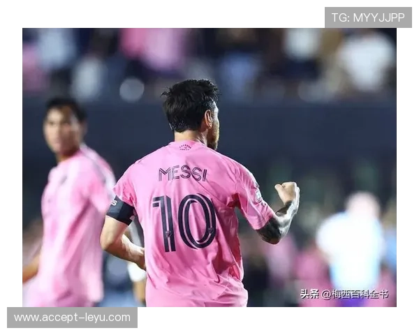 世界杯焦点战：梅西带队逆转对手引发球迷热议
