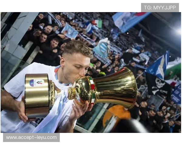 意大利足球甲级联赛球队竞争激烈 谁能最终捧起冠军奖杯