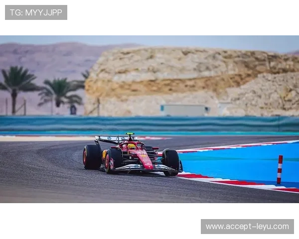 F1赛场风云再起各车队激烈角逐新赛季冠军格局悬念升级